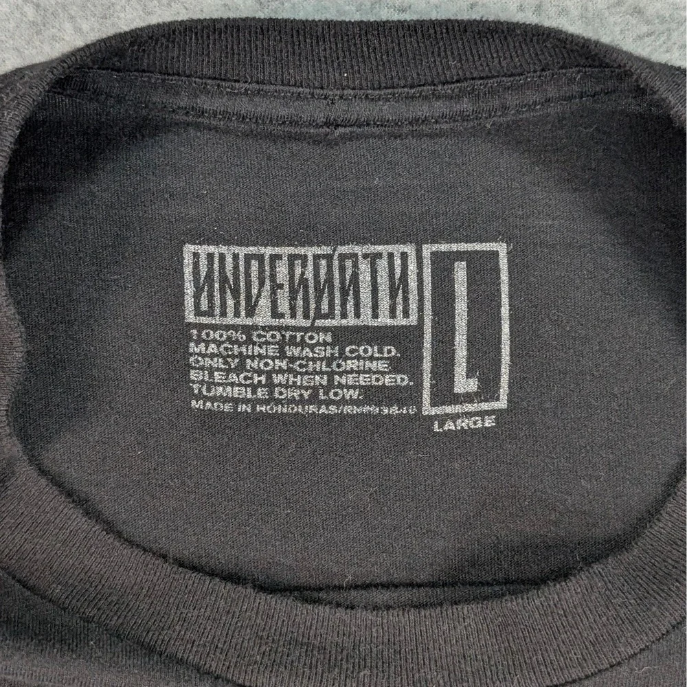 Underoath Band Tee Mens Large Black Long Sleeve 21x28 Cotton T-Shirt Metalcore